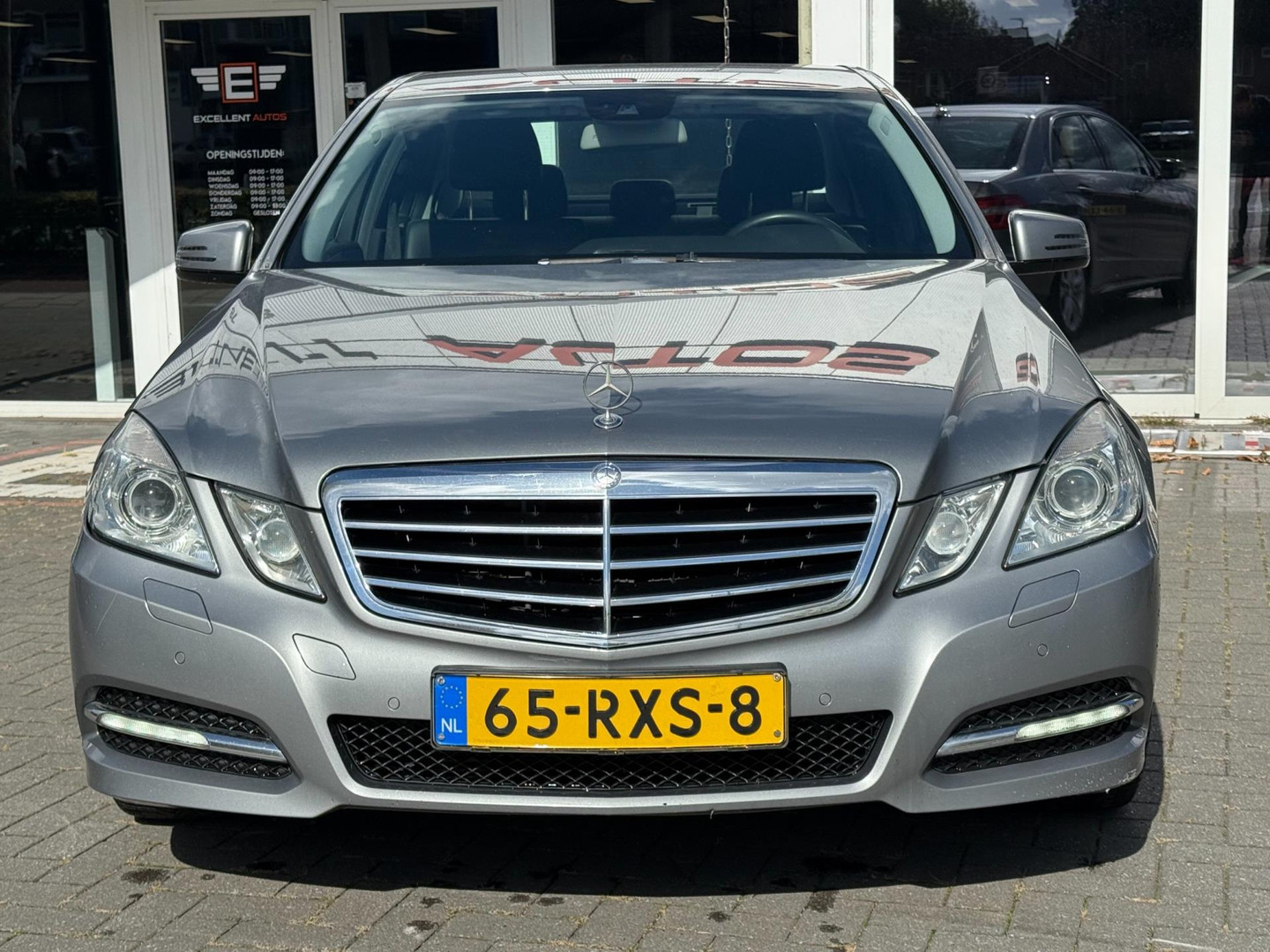 Mercedes-Benz Mercedes-Benz