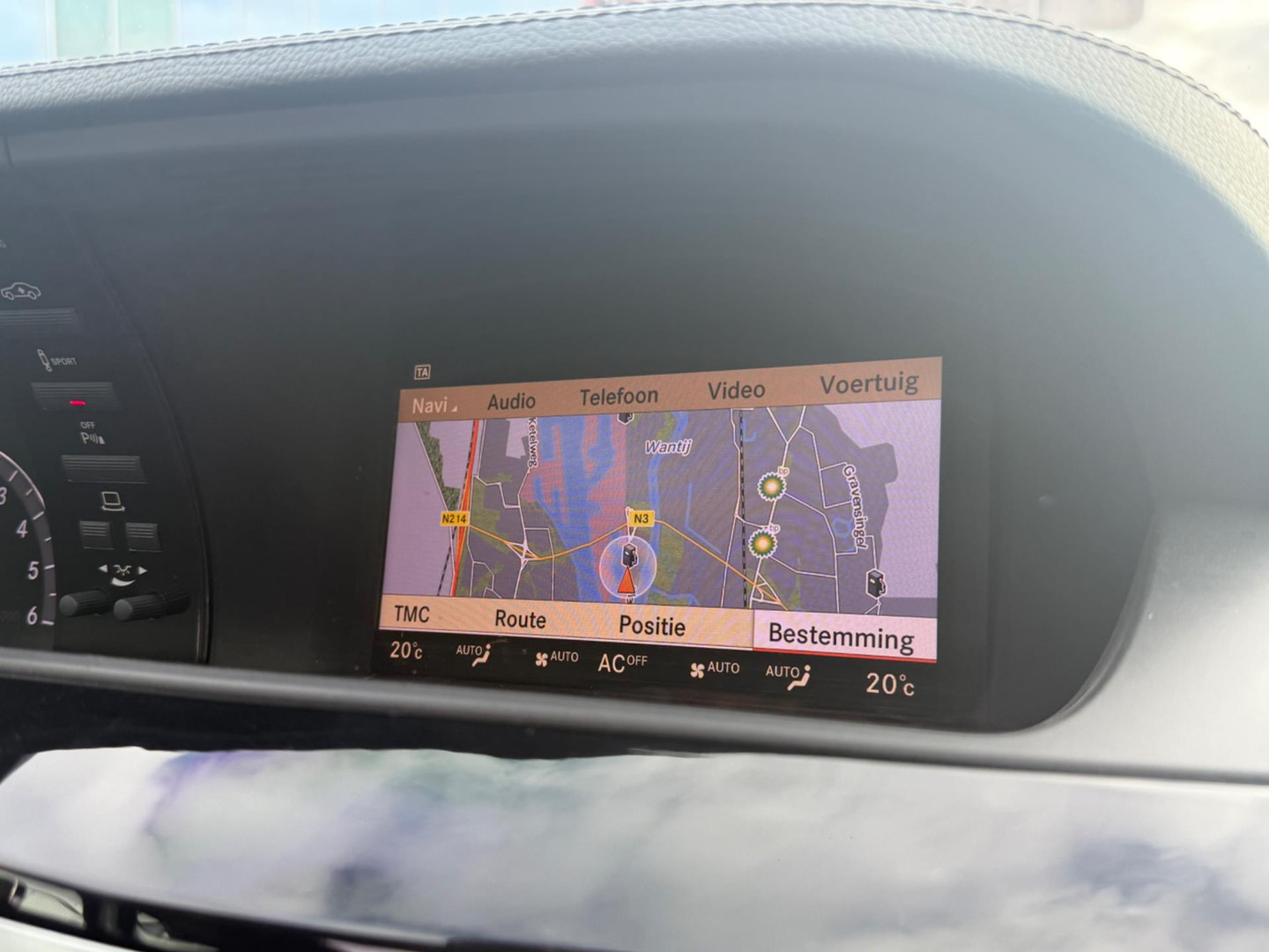 Mercedes-Benz Mercedes-Benz