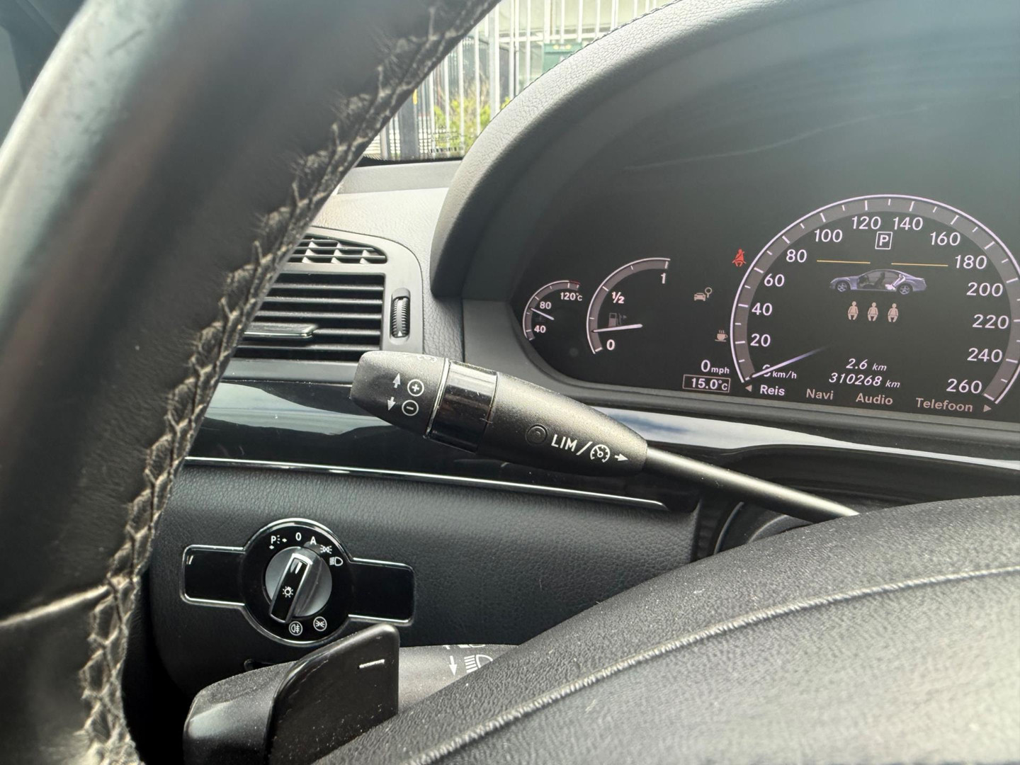 Mercedes-Benz Mercedes-Benz