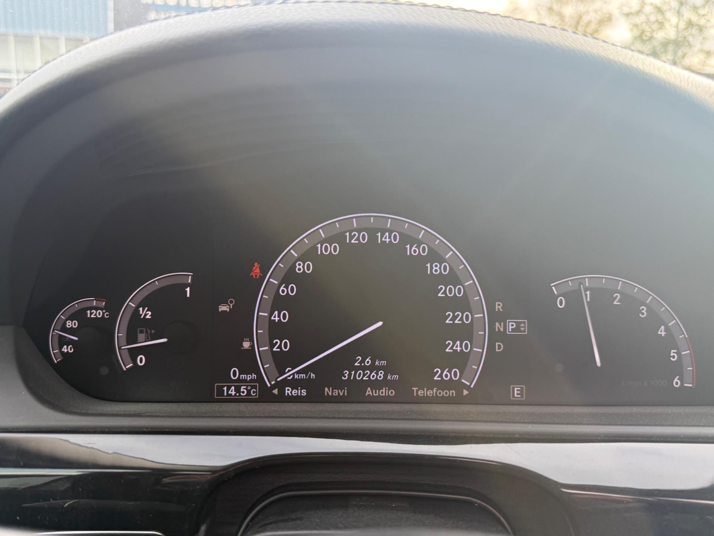 Mercedes-Benz Mercedes-Benz