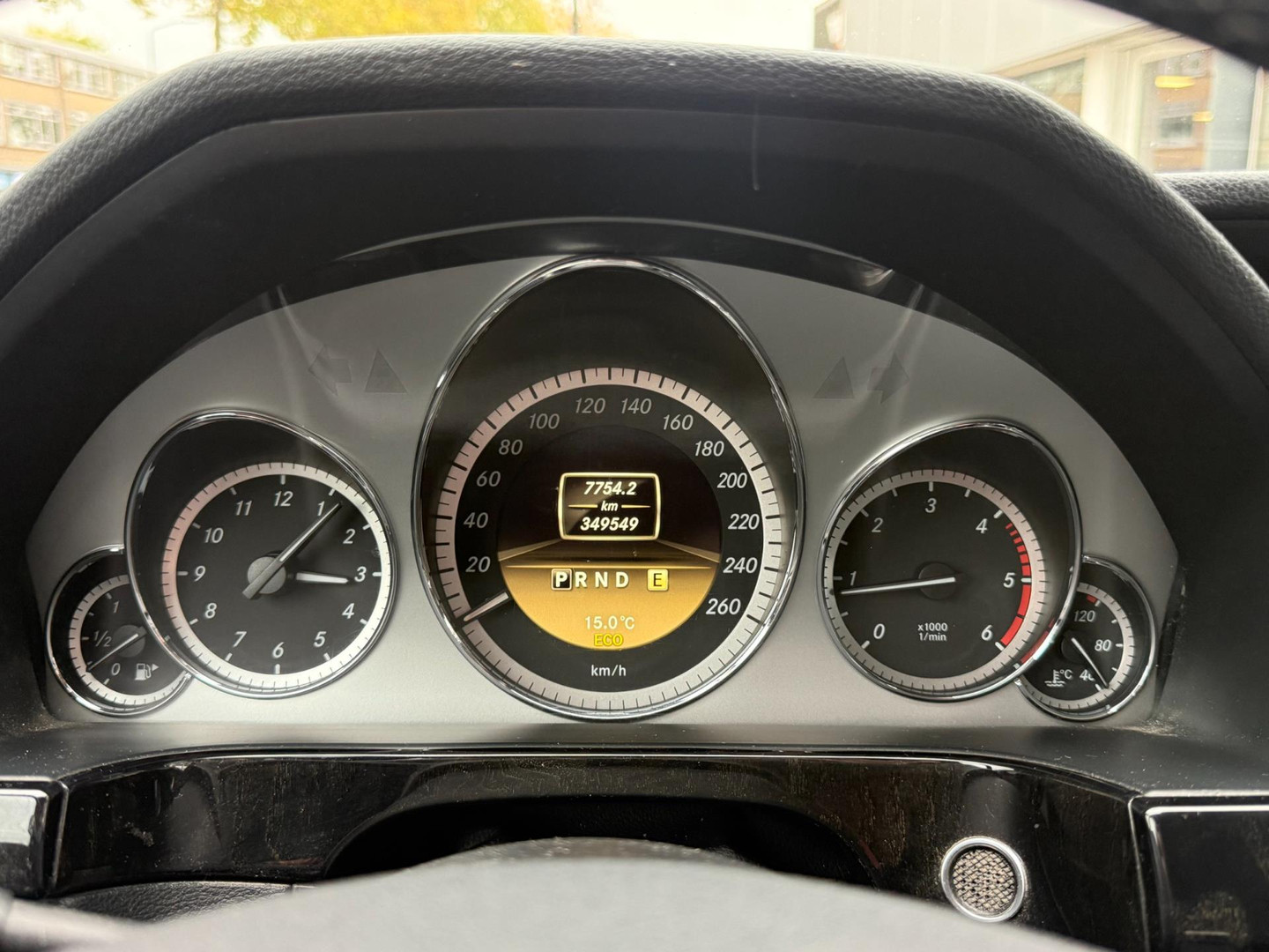 Mercedes-Benz Mercedes-Benz