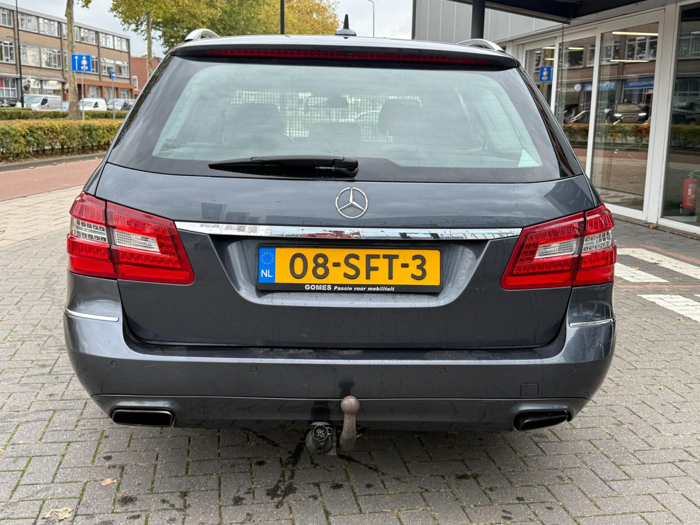 Mercedes-Benz Mercedes-Benz