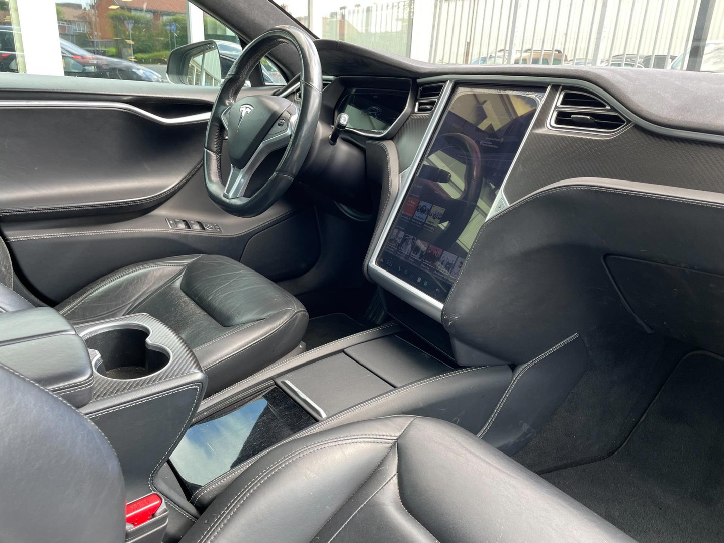 Tesla Tesla