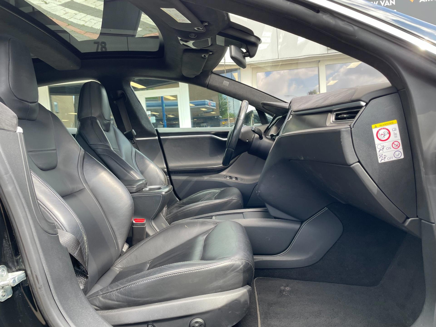 Tesla Tesla