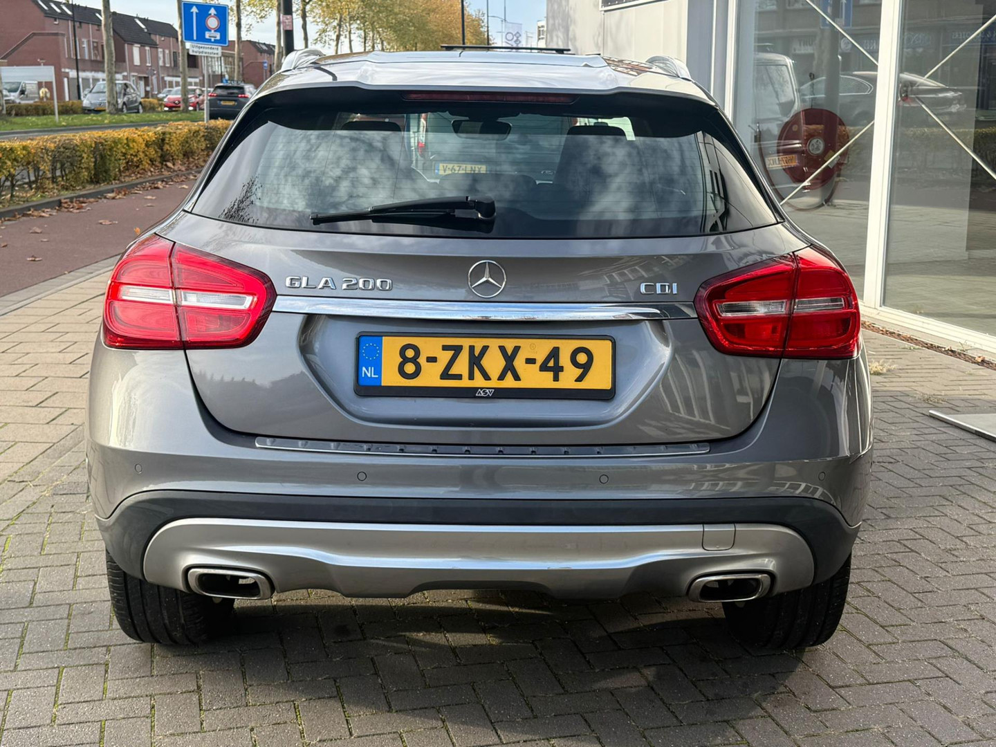 Mercedes-Benz Mercedes-Benz