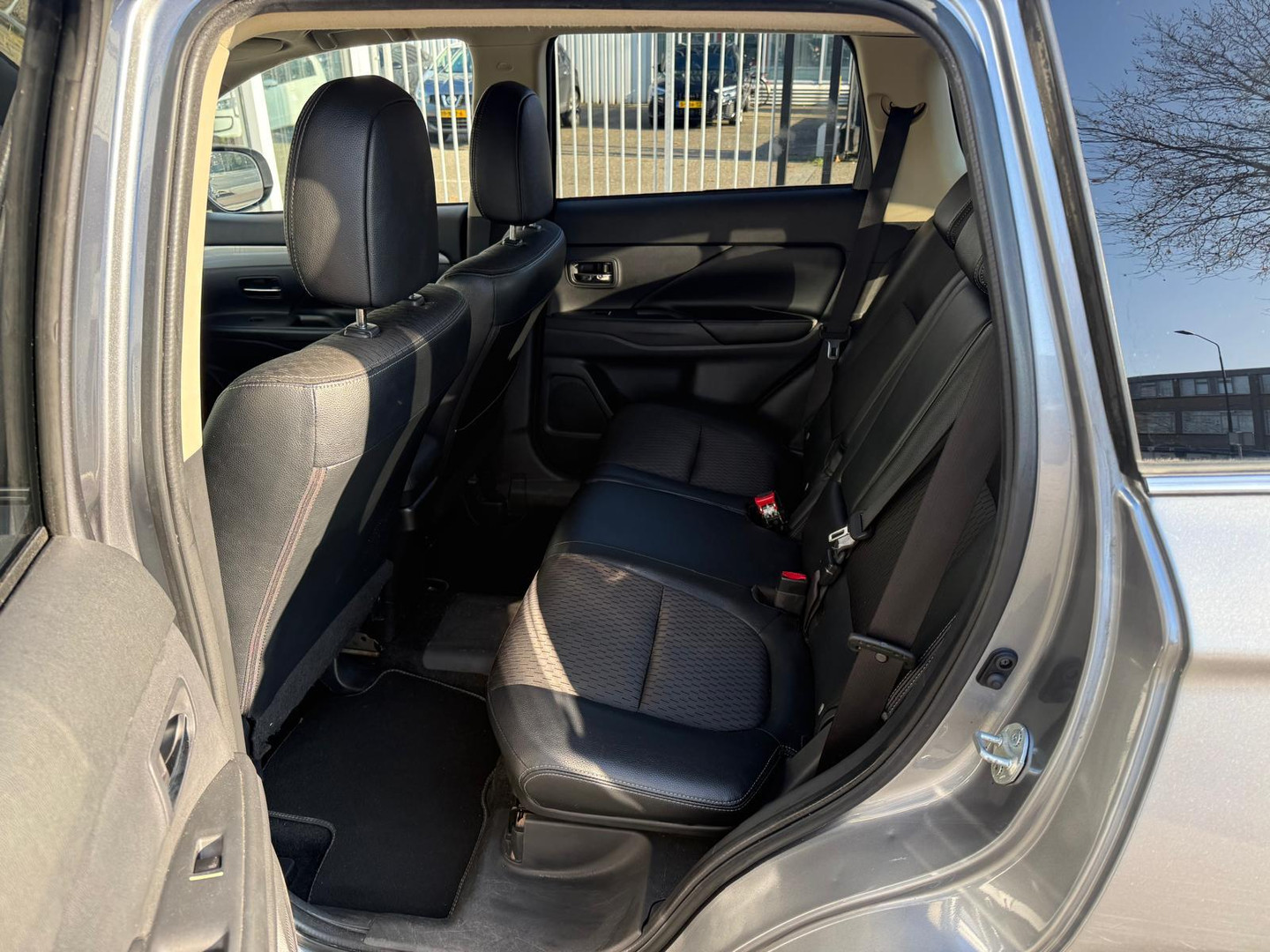 Mitsubishi Mitsubishi