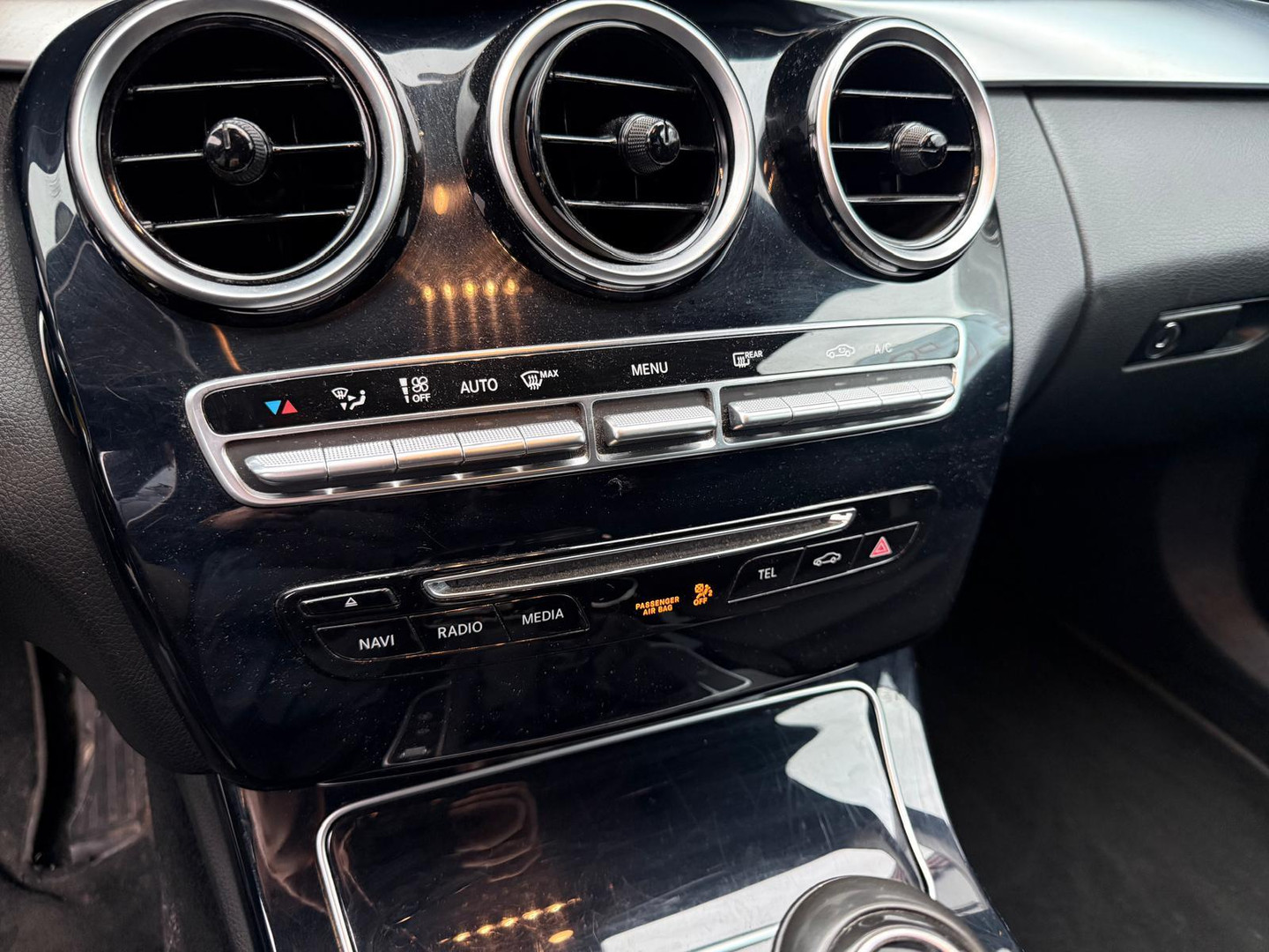 Mercedes-Benz Mercedes-Benz