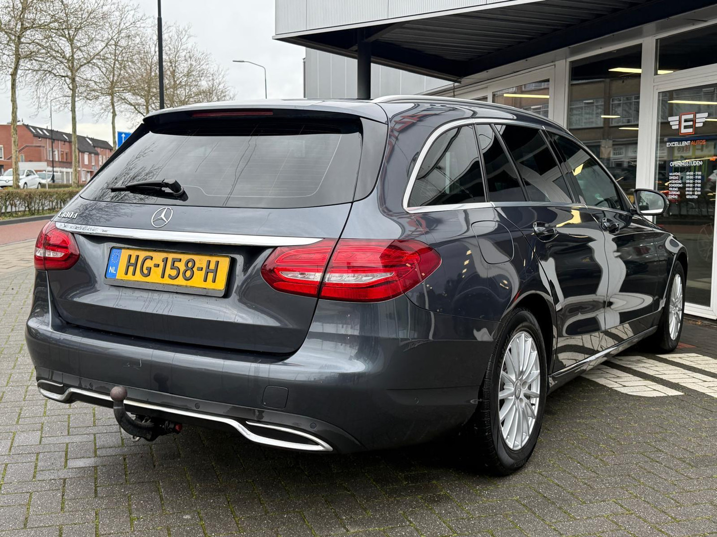 Mercedes-Benz Mercedes-Benz