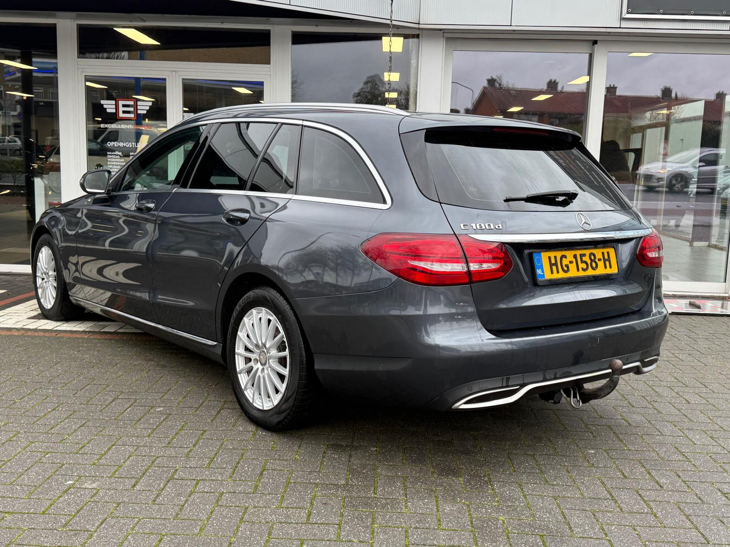 Mercedes-Benz Mercedes-Benz