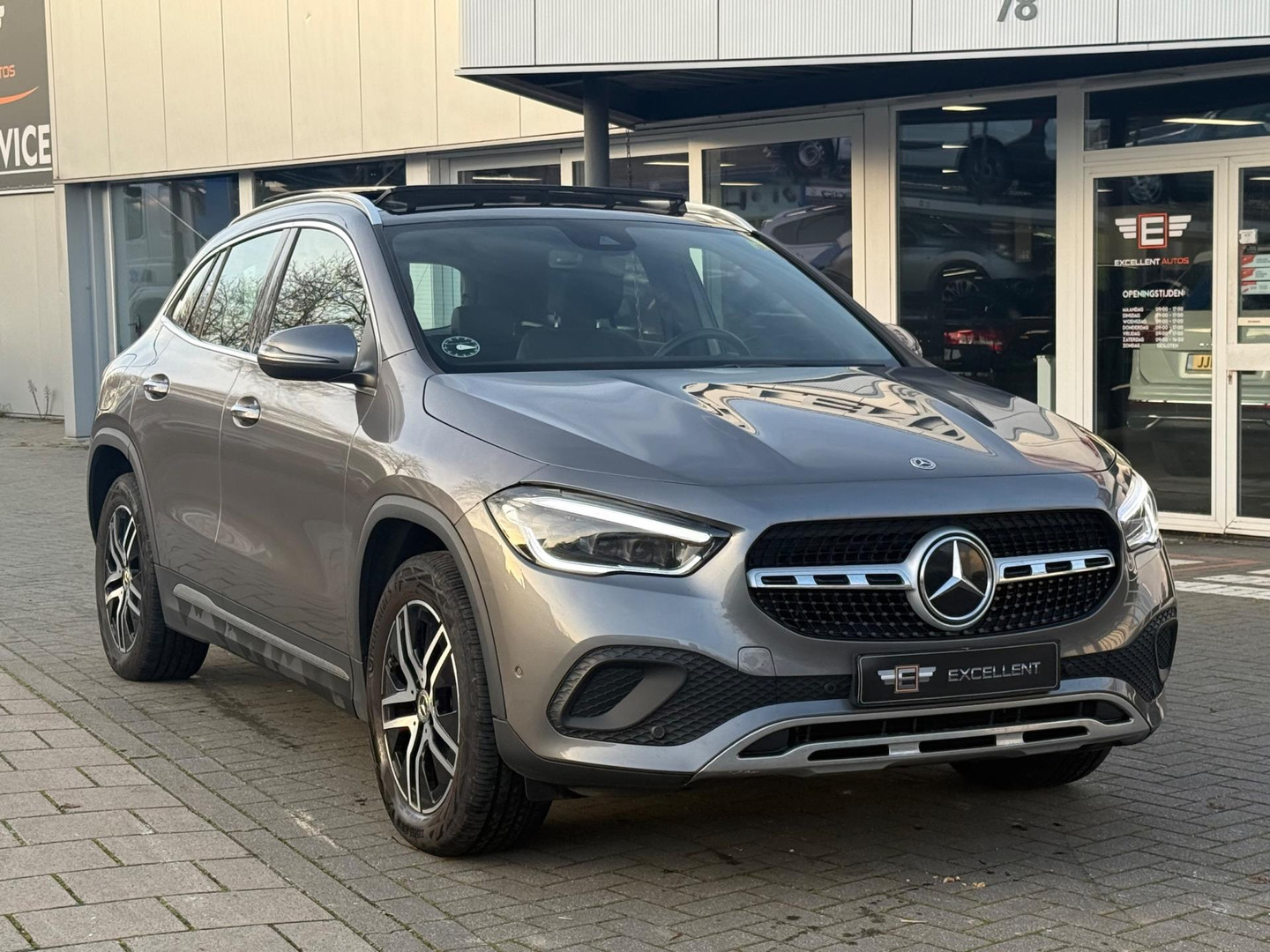 Mercedes-Benz Mercedes-Benz