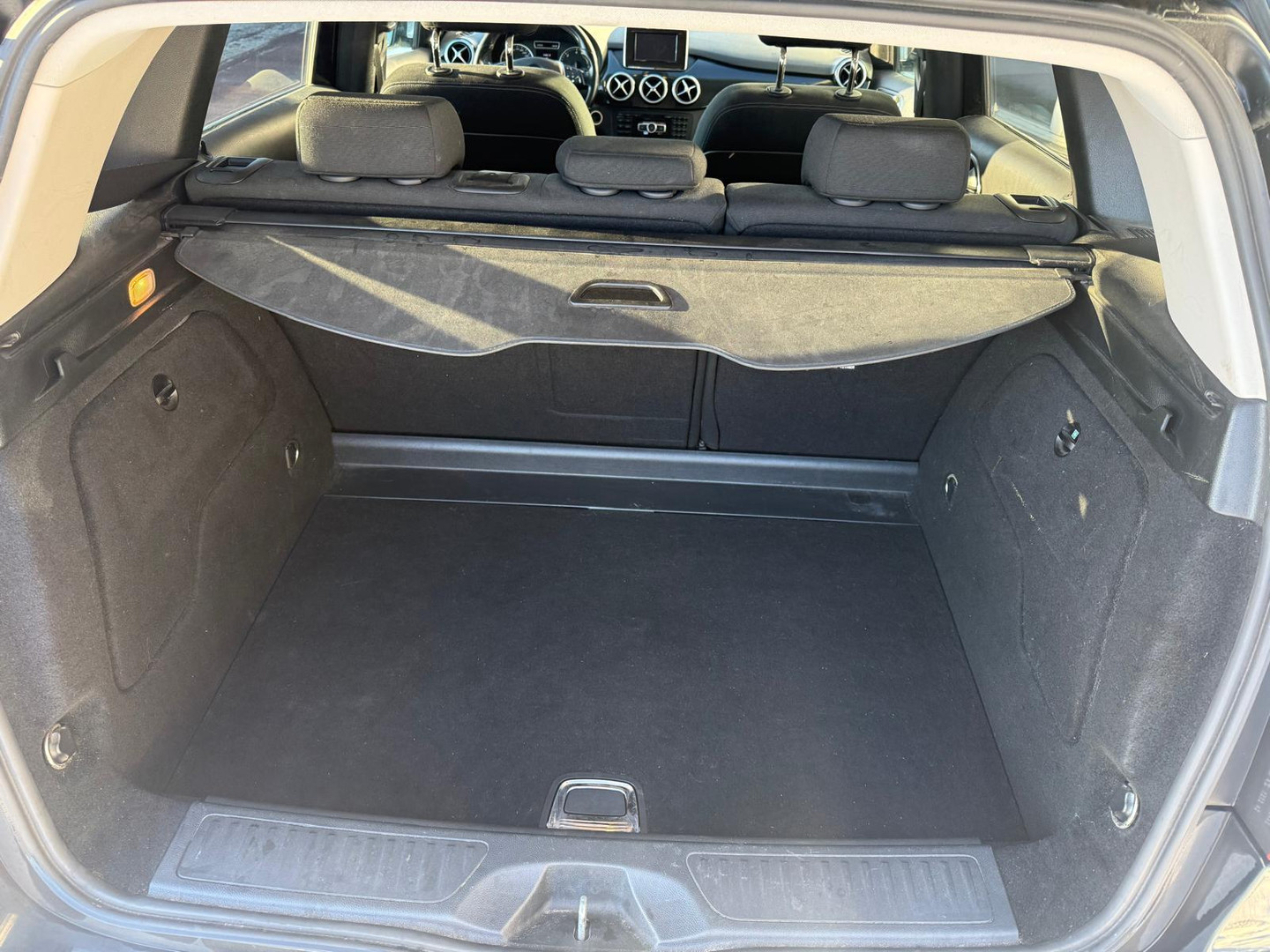 Mercedes-Benz Mercedes-Benz