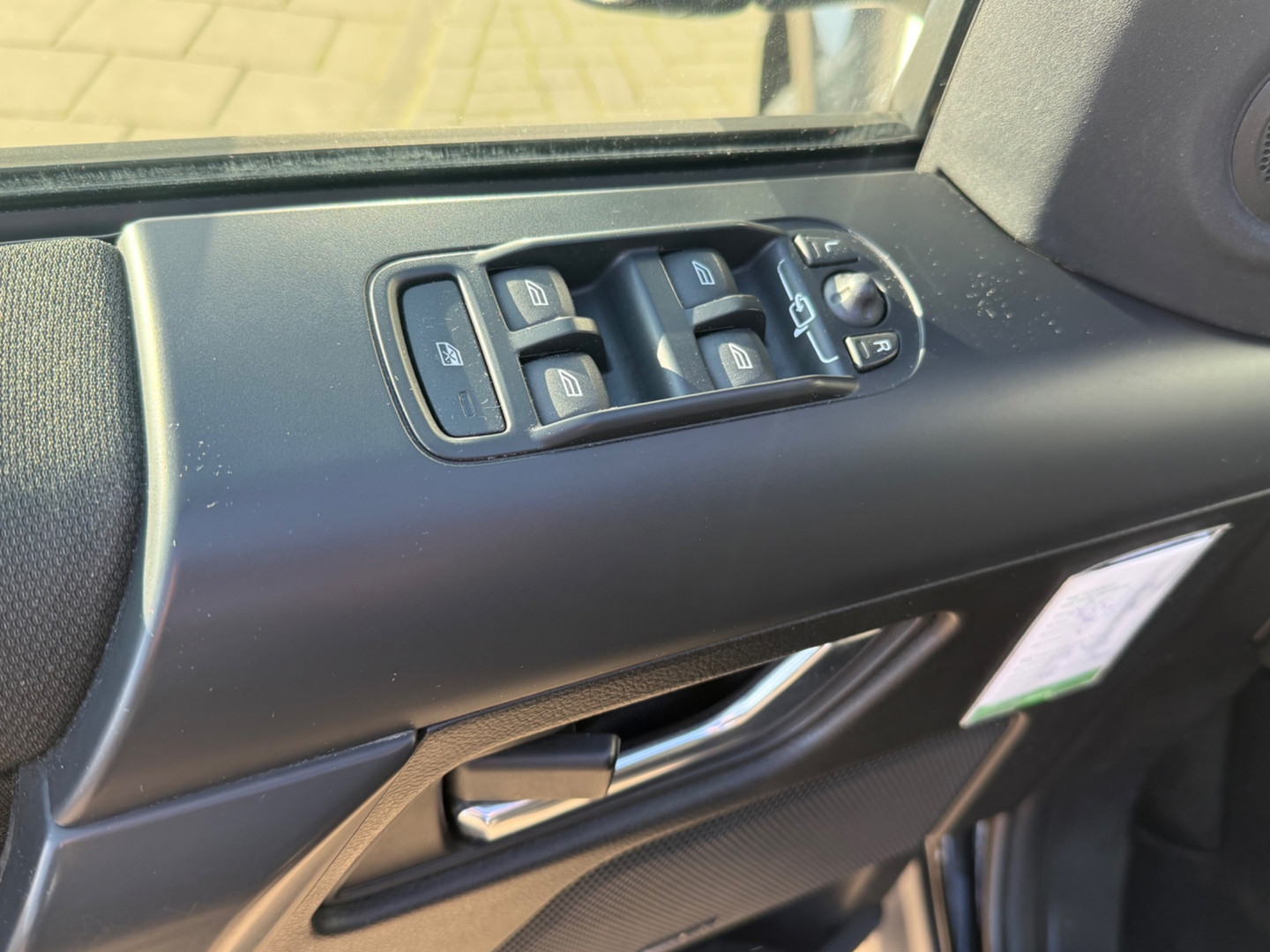 Land Rover Land Rover