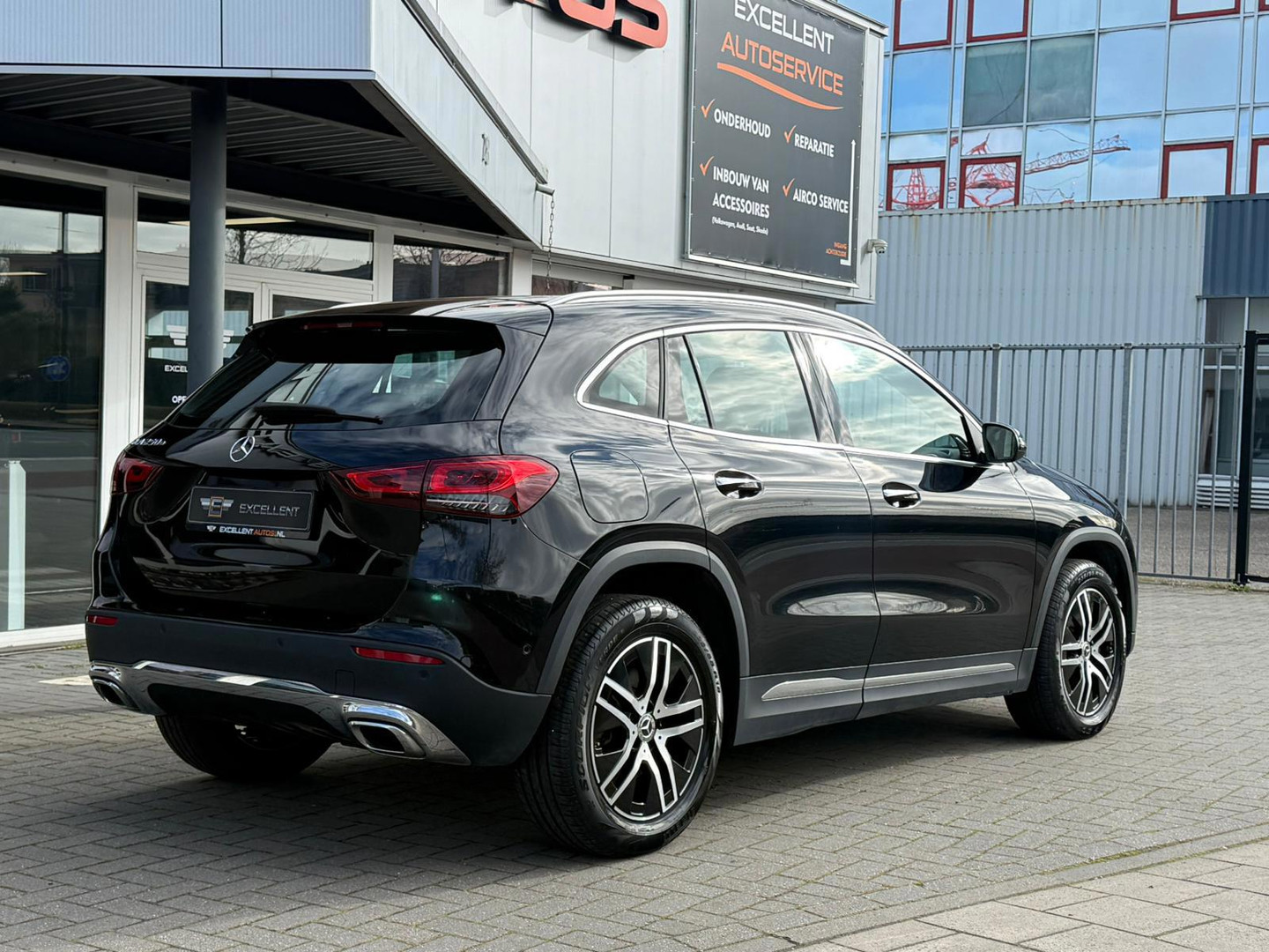 Mercedes-Benz