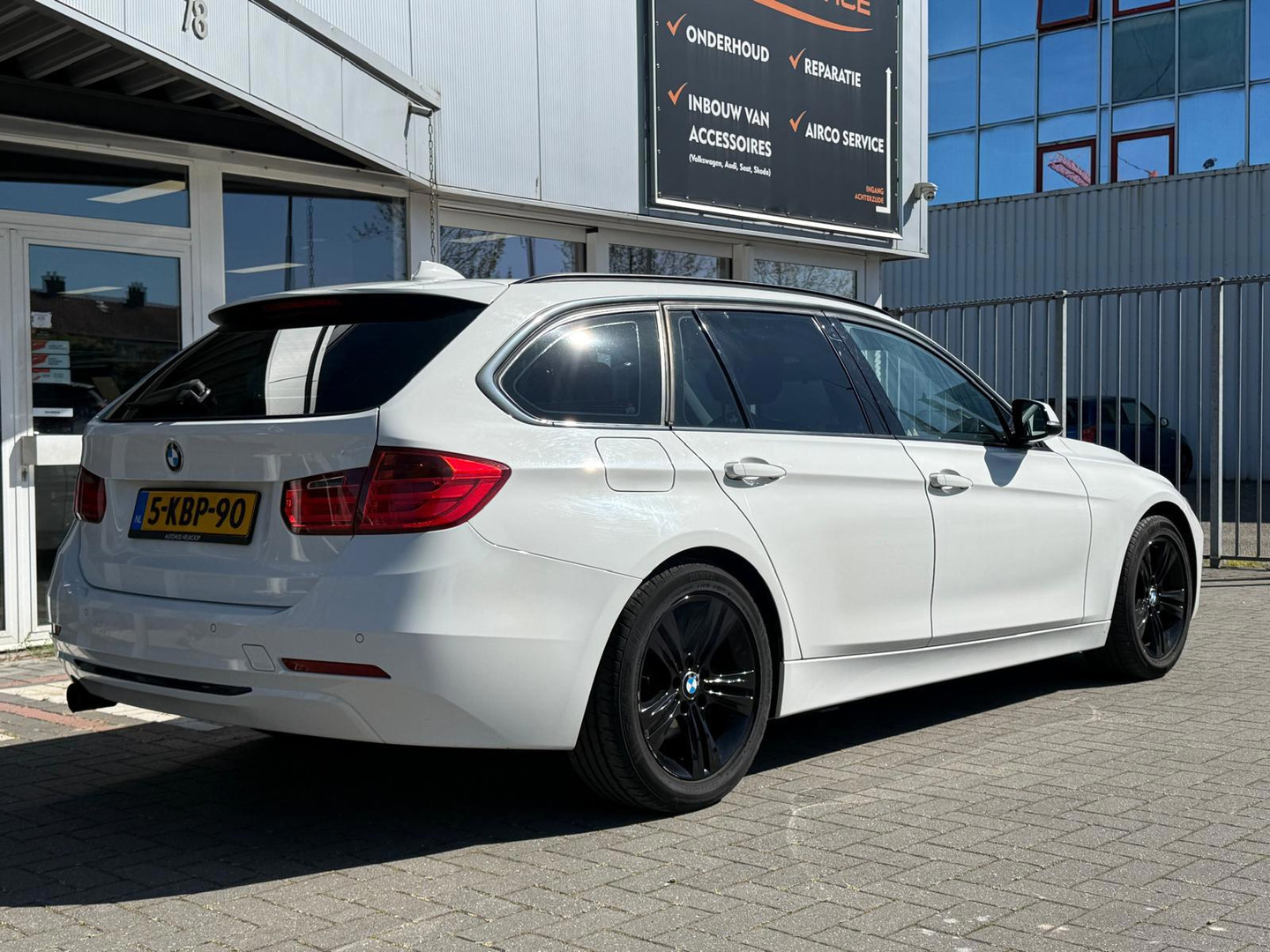 BMW