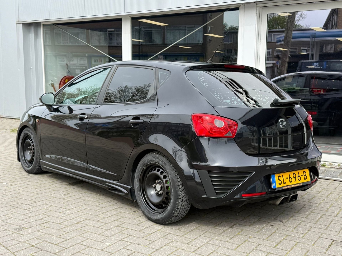 SEAT