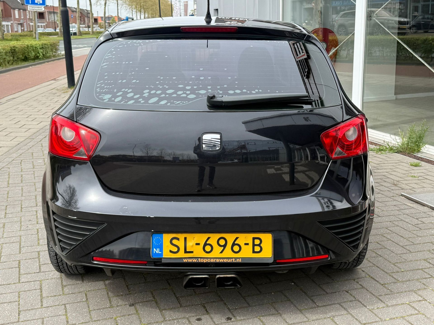 SEAT