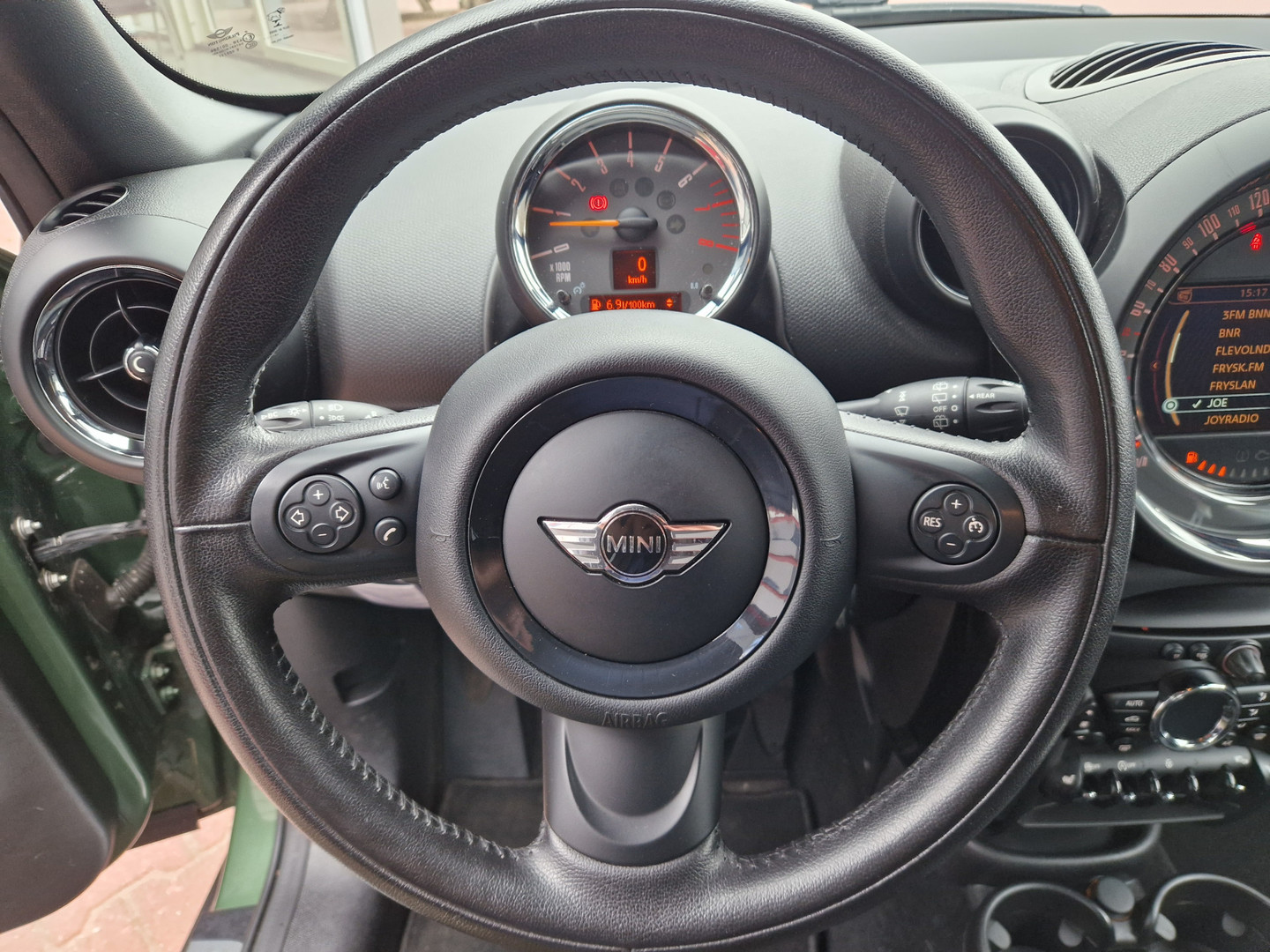 MINI
