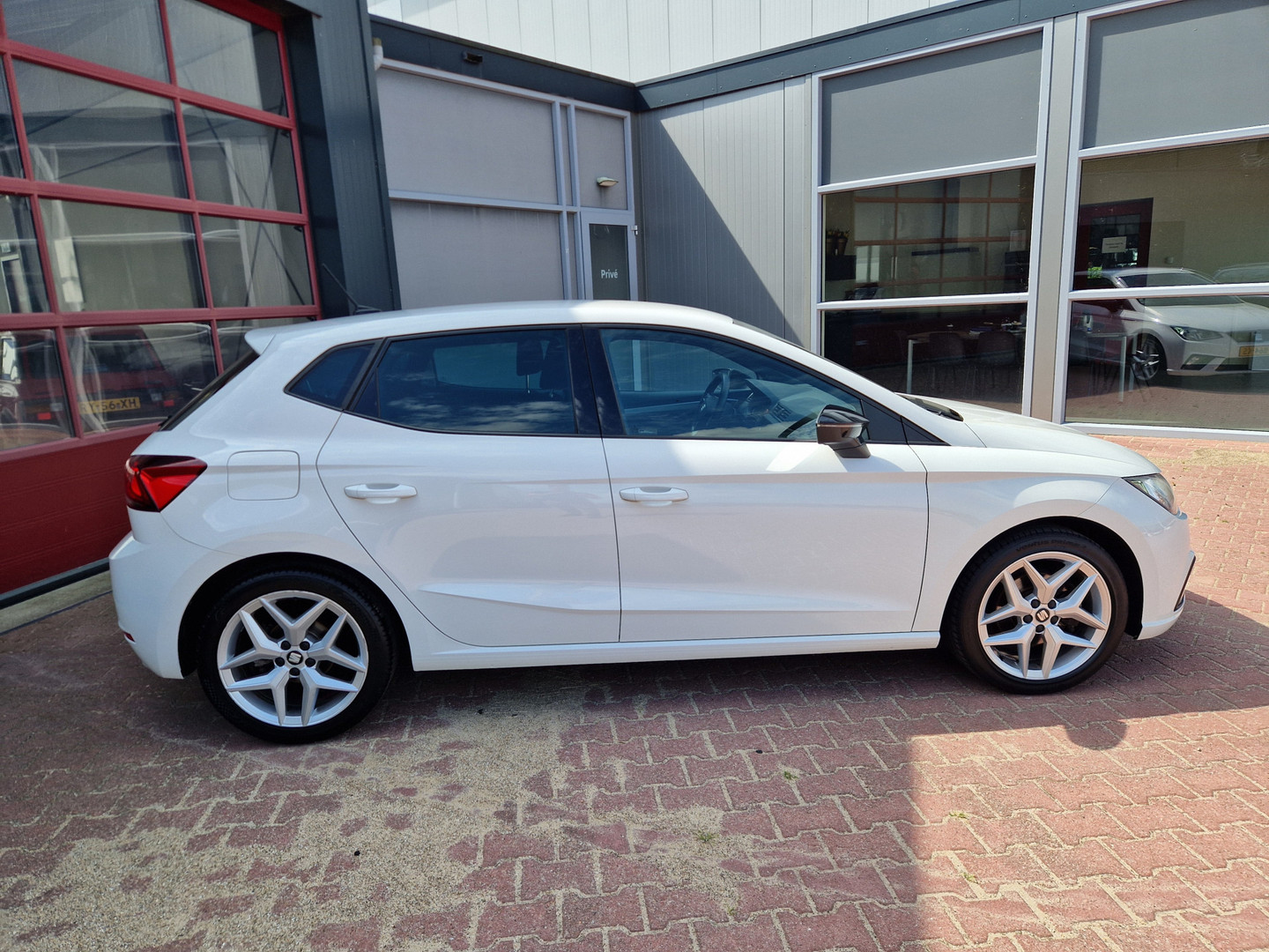 SEAT