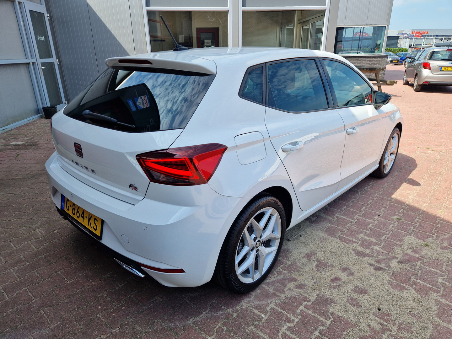 SEAT