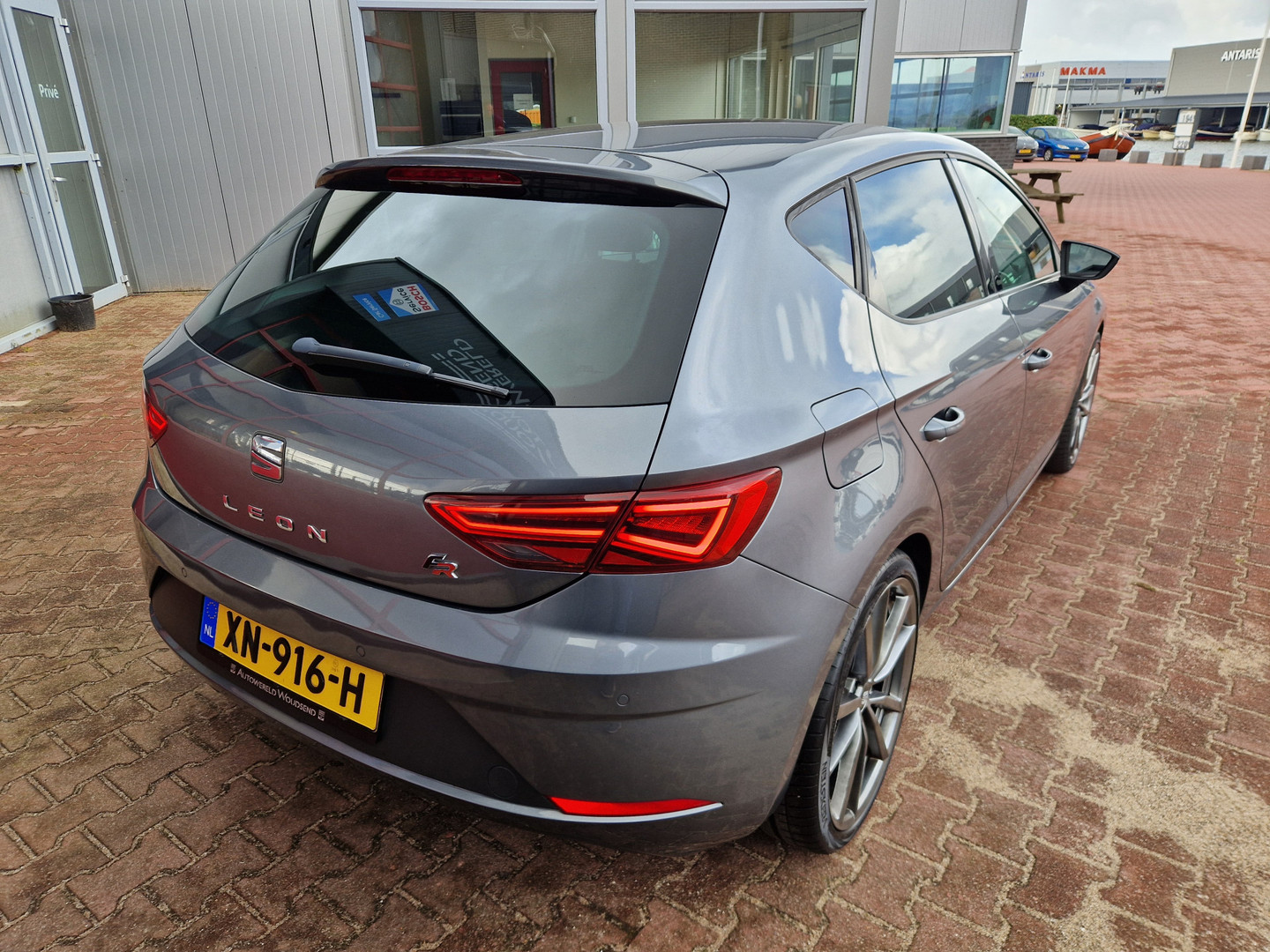 SEAT