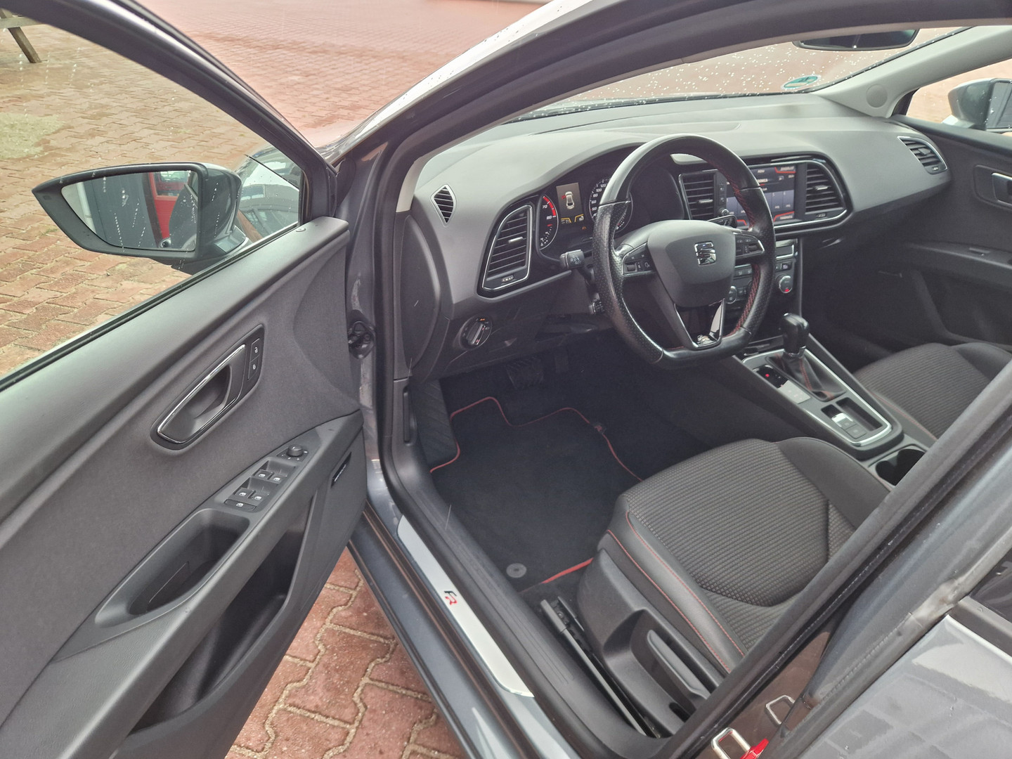 SEAT