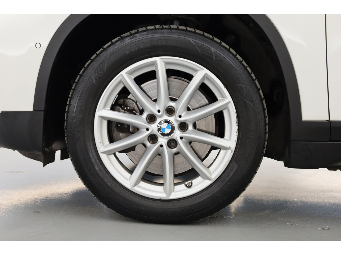 BMW BMW