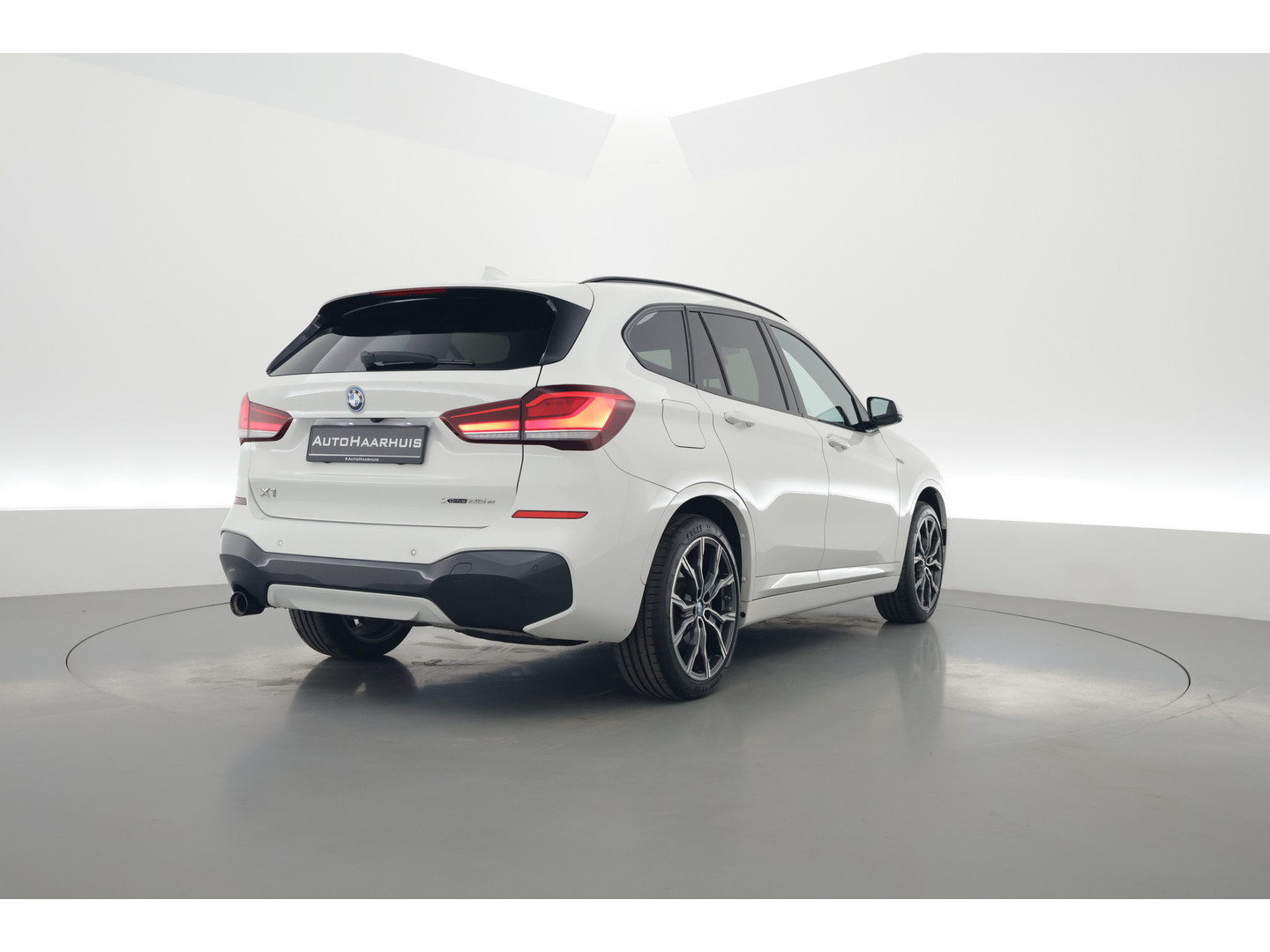 BMW BMW