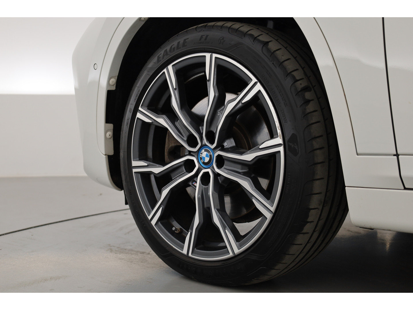 BMW BMW