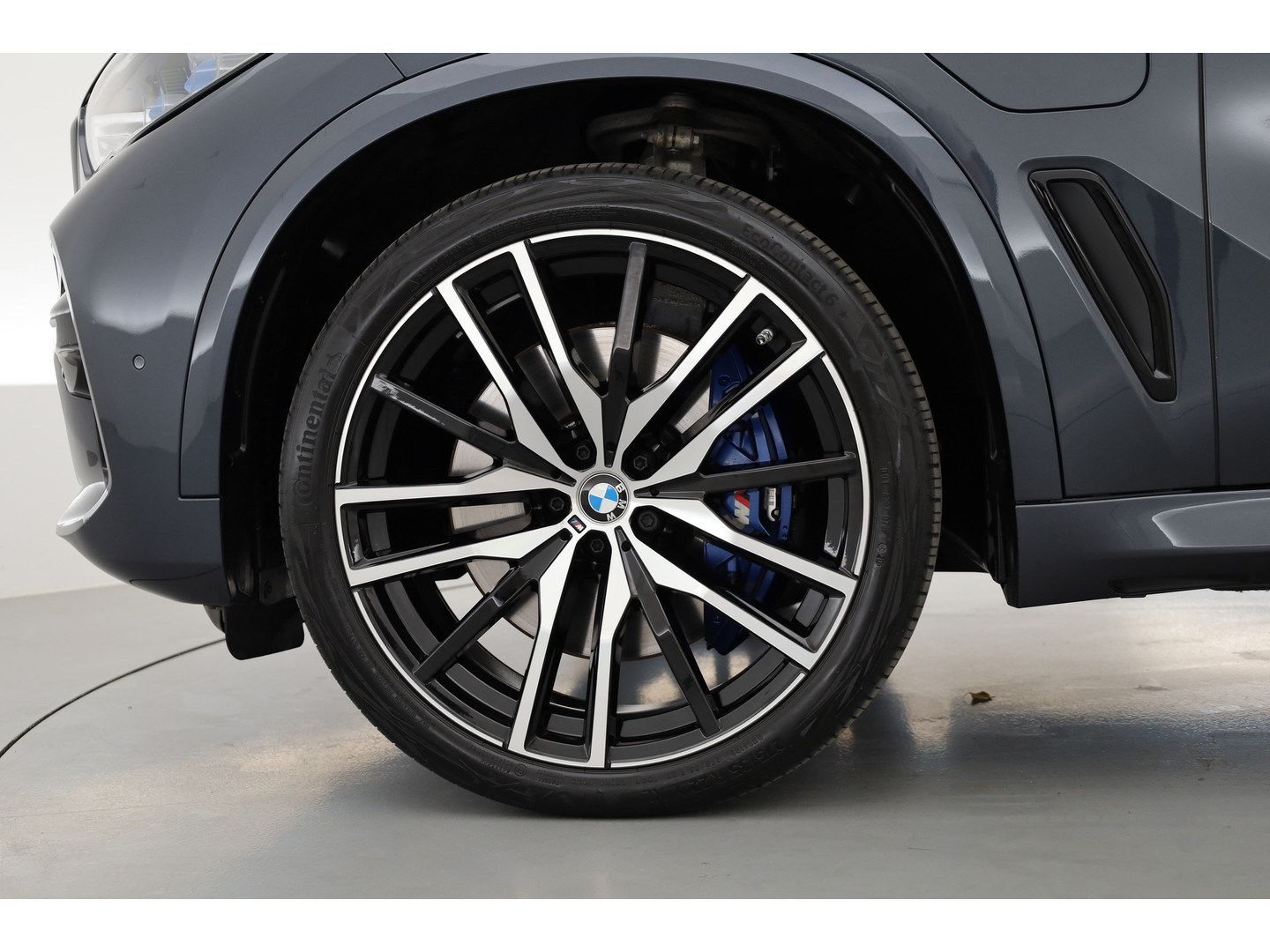 BMW BMW