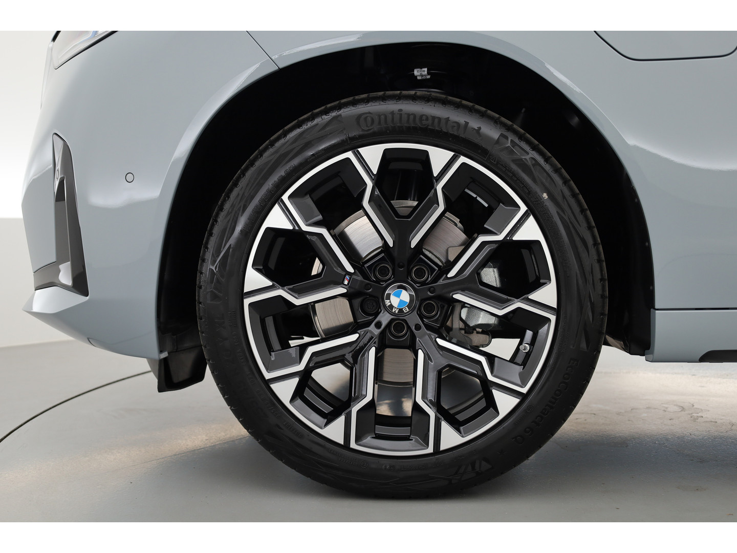 BMW BMW