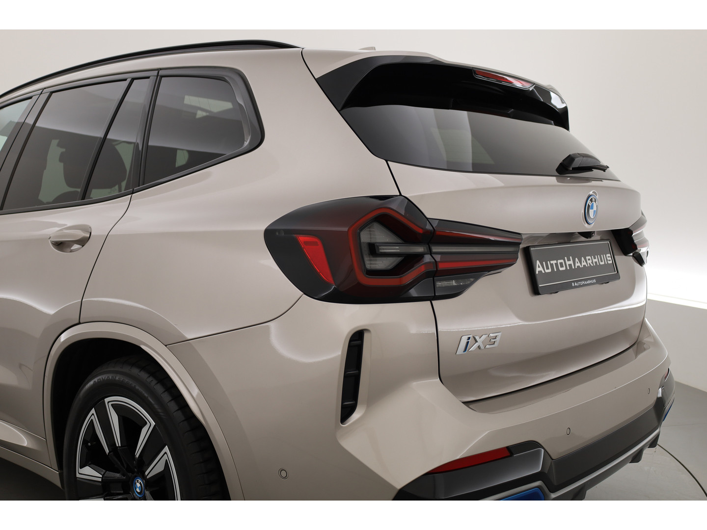 BMW BMW