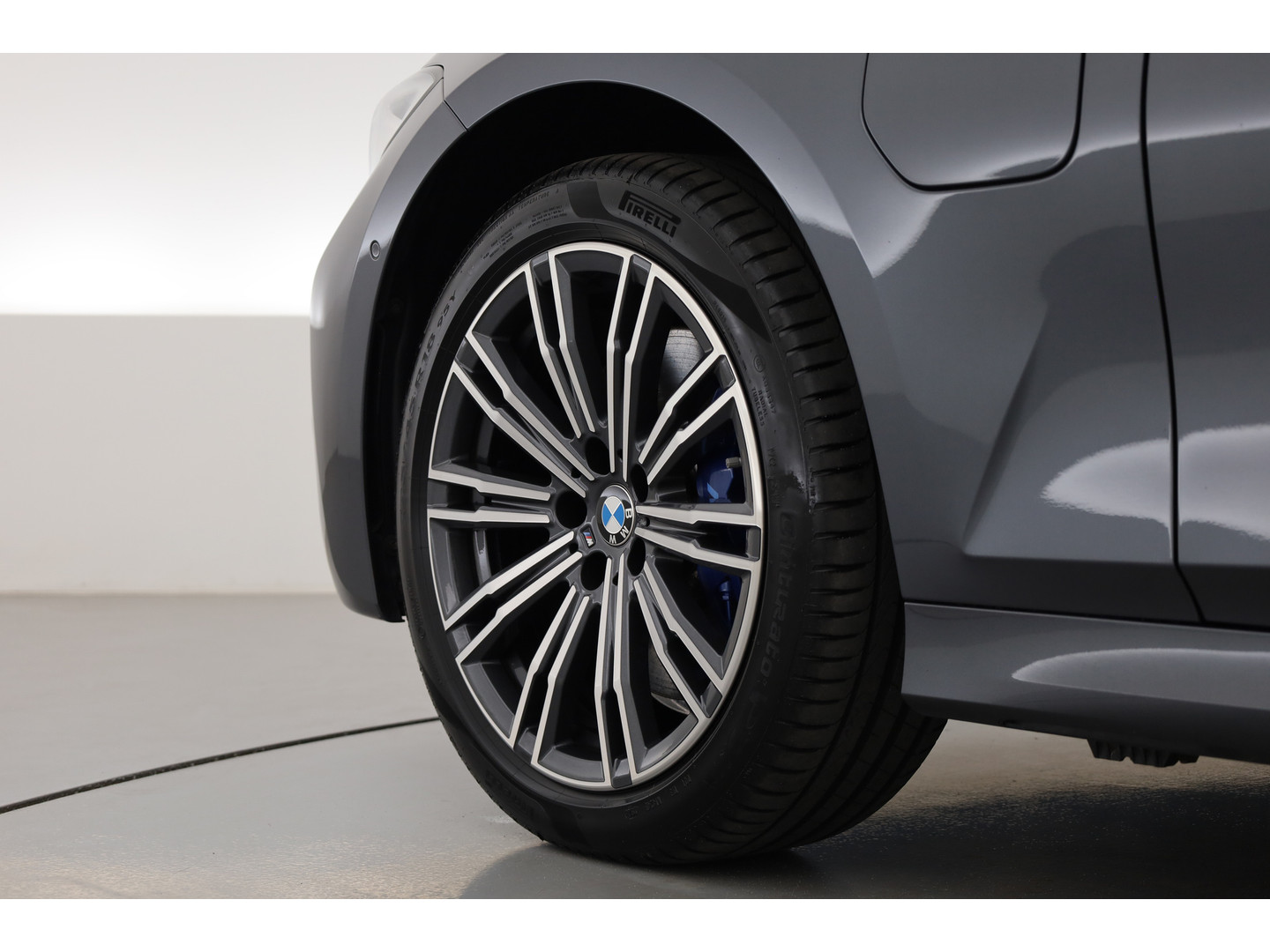 BMW BMW