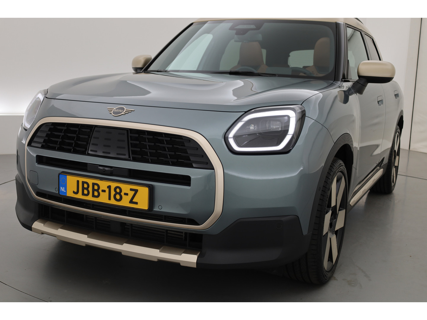 MINI