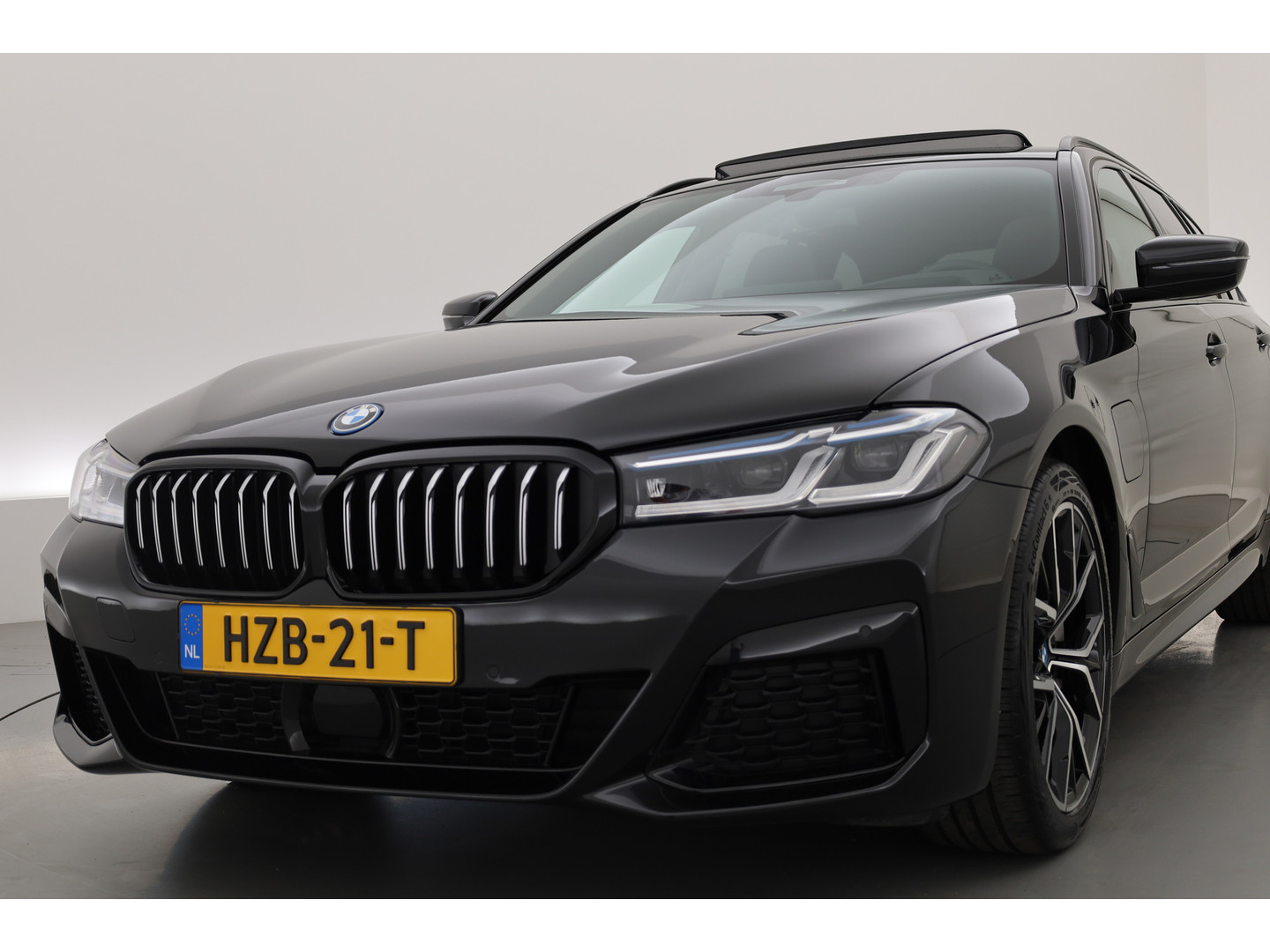 BMW BMW