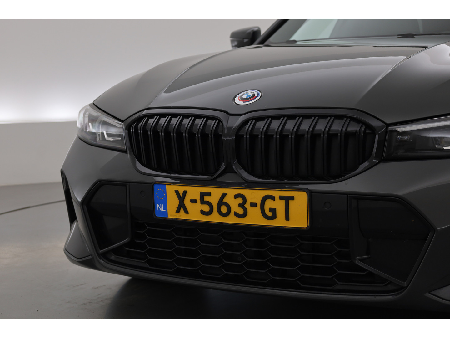 BMW BMW
