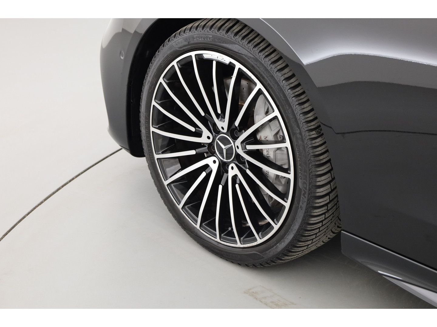 Mercedes-Benz Mercedes-Benz