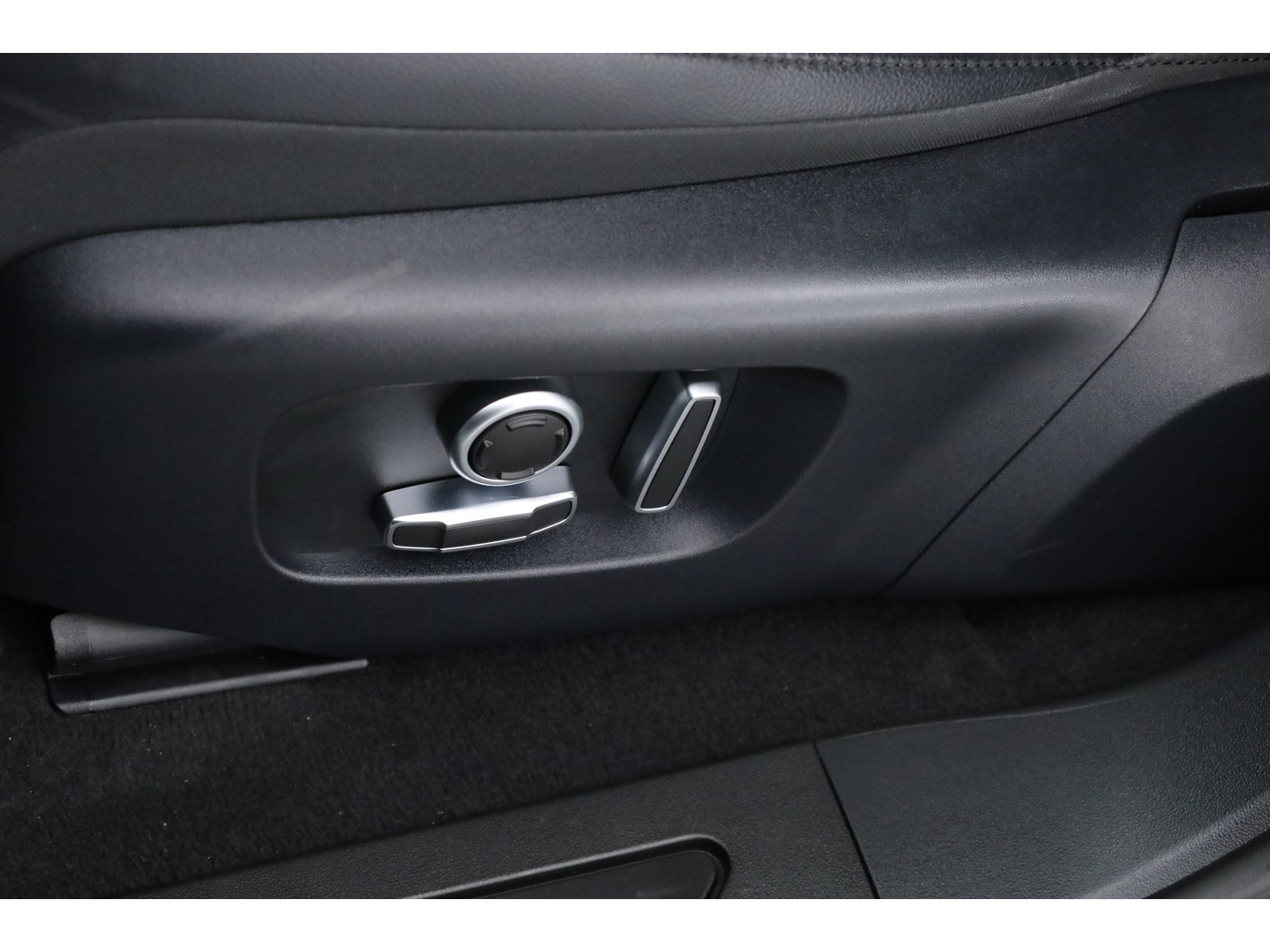 Land Rover Land Rover