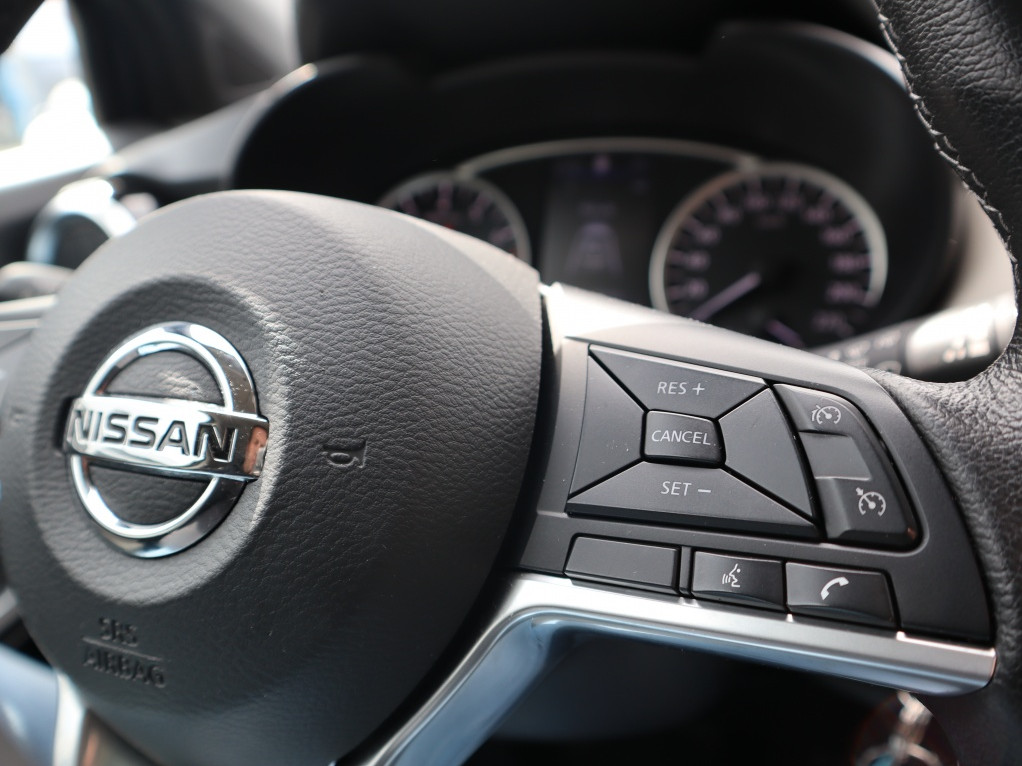 Nissan Nissan