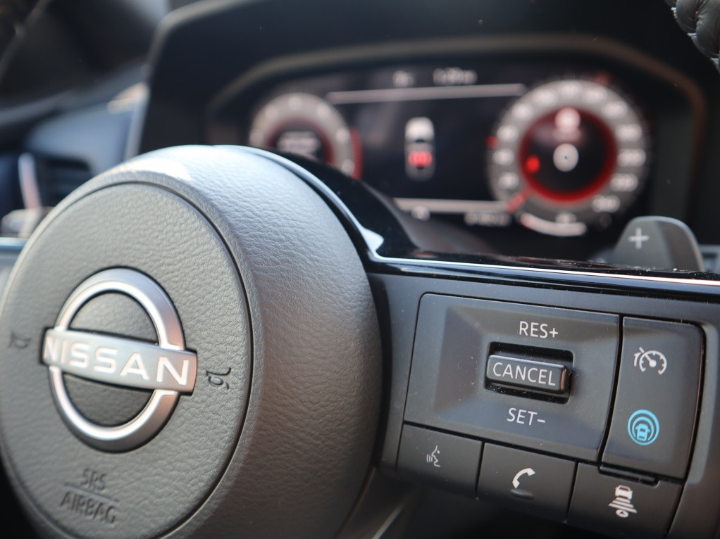 Nissan Nissan