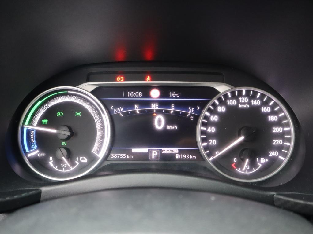 Nissan Nissan