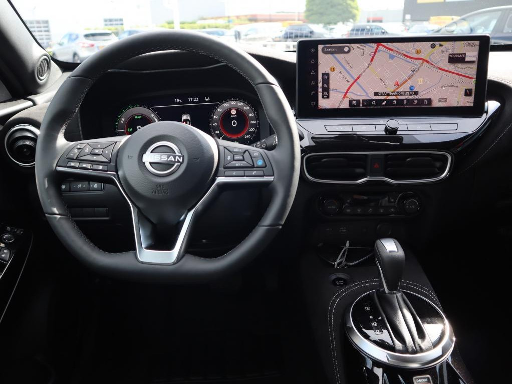 Nissan Nissan