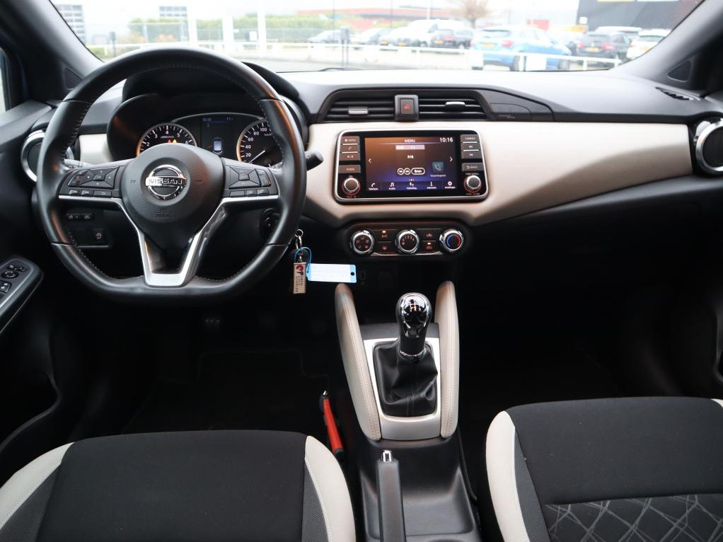 Nissan Nissan