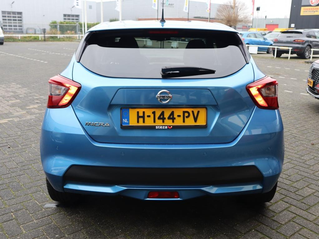 Nissan Nissan
