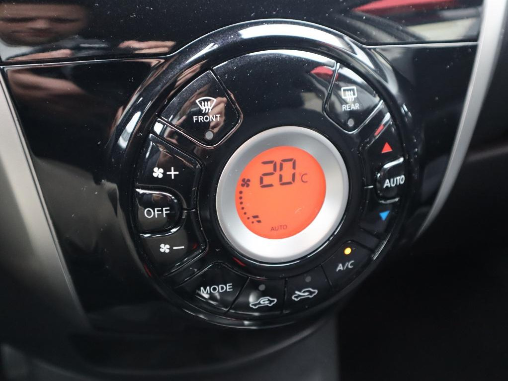 Nissan Nissan