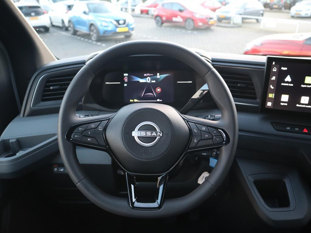 Nissan Nissan