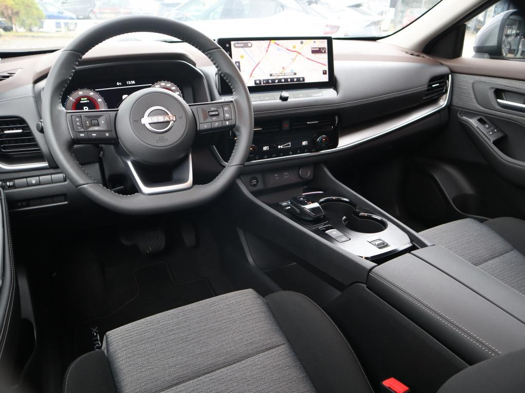 Nissan Nissan