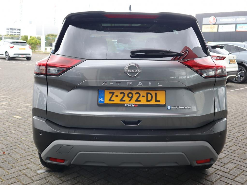 Nissan Nissan