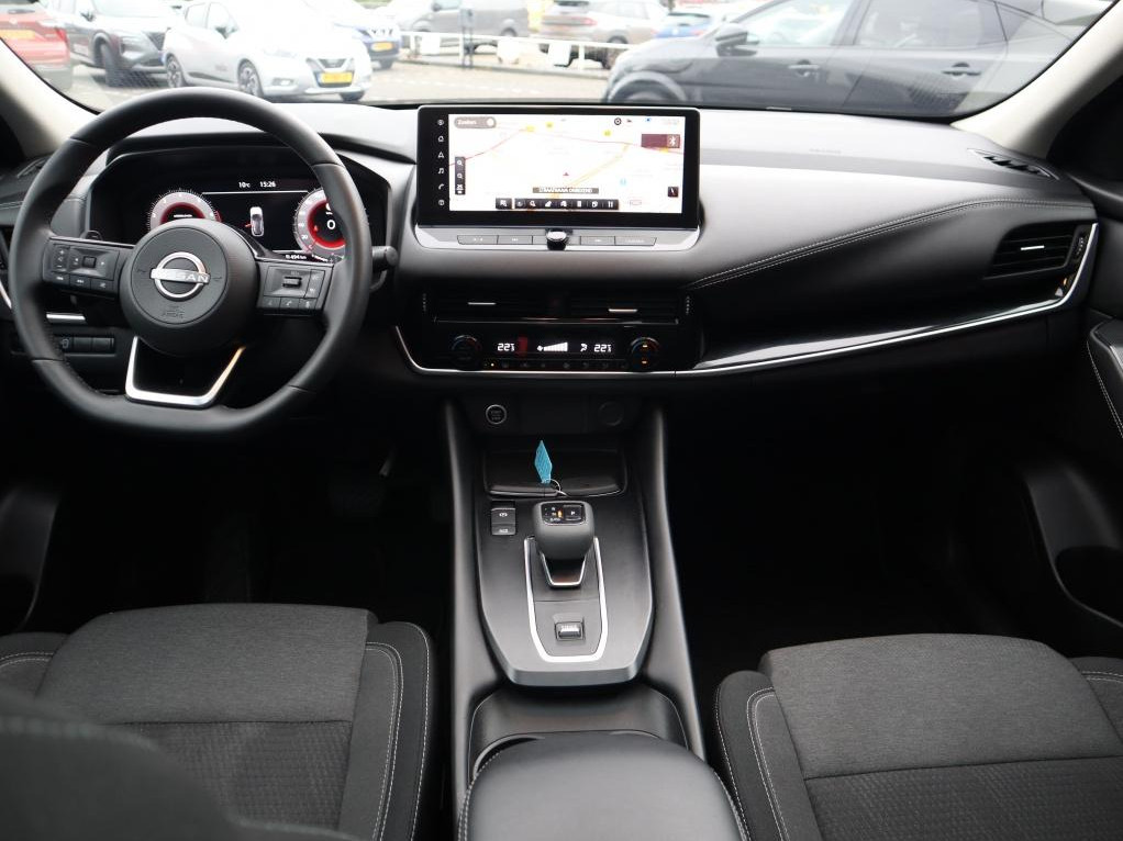 Nissan Nissan