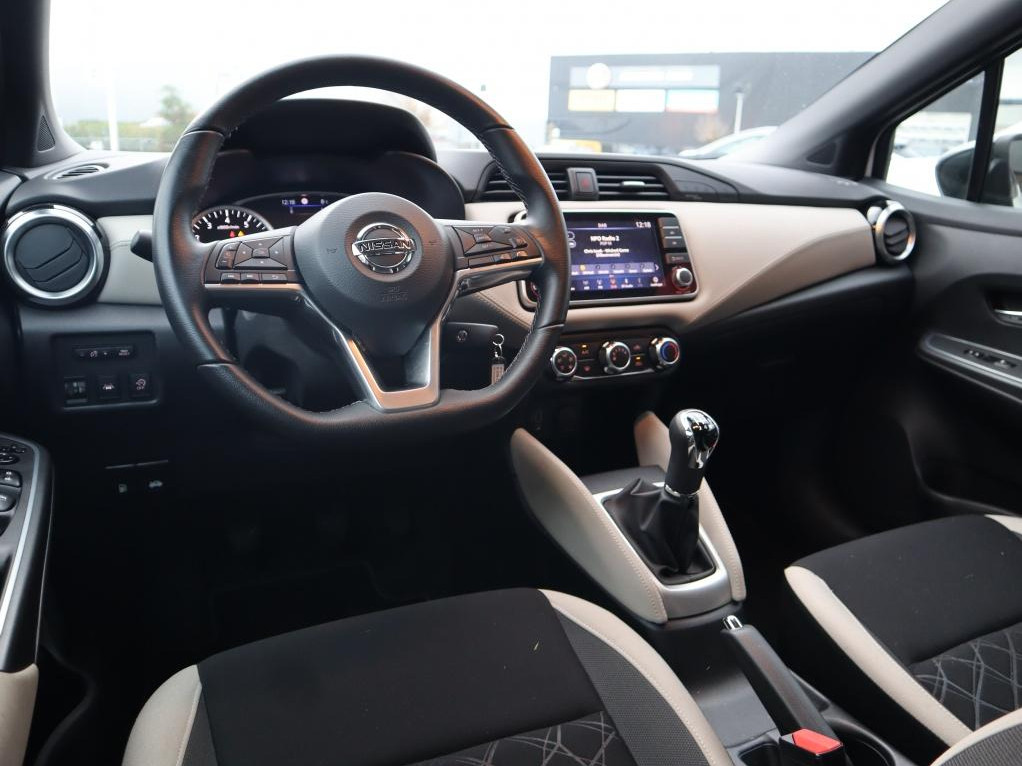 Nissan Nissan