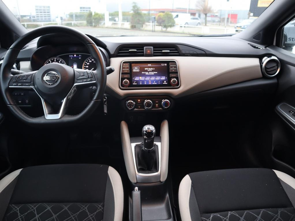 Nissan Nissan